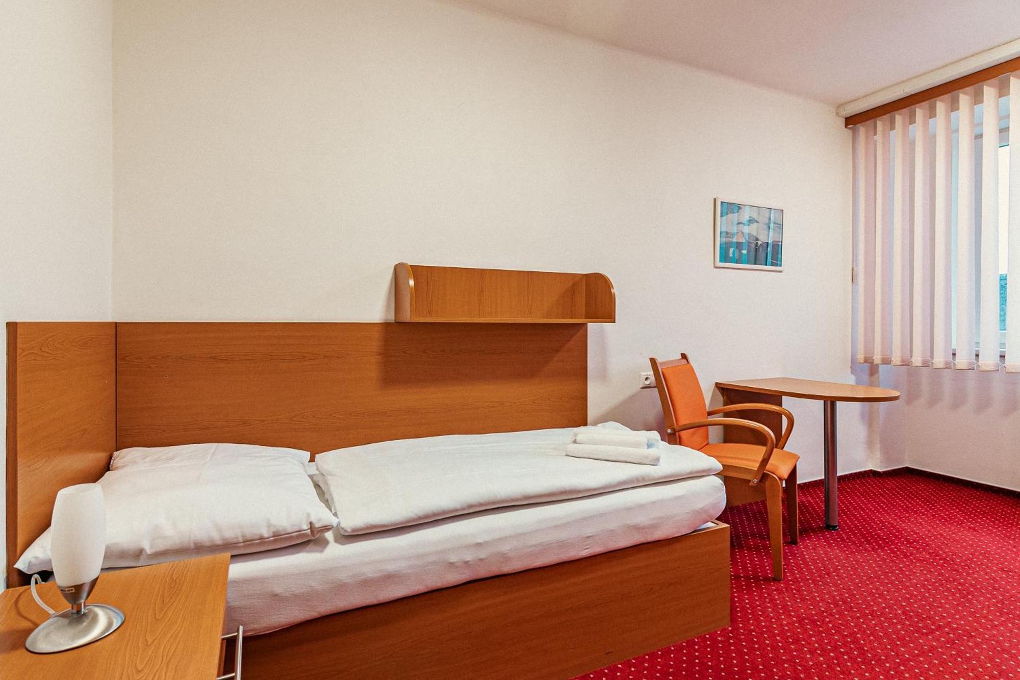 Hotel Garni VŠB Ostrava Esterno foto